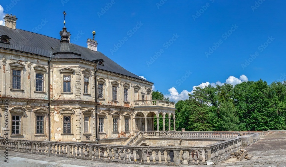 Obraz premium Pidhirtsi Castle in Lviv region of Ukraine