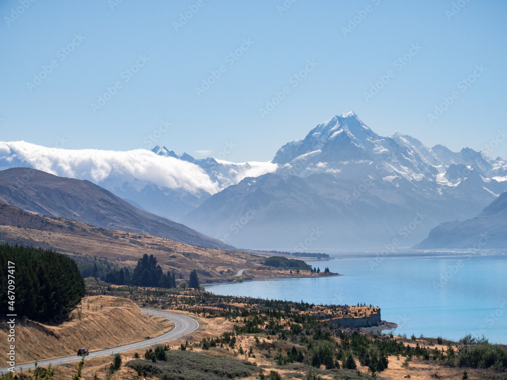 New Zealand - Mount Cook / Aoraki National Park - The road into the mountains