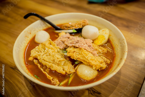 Jonker 88, a vintage restaurant at Melaka, Malaysia serves most popular Melaka food such as Nyonya Laksa and Assam Laksa