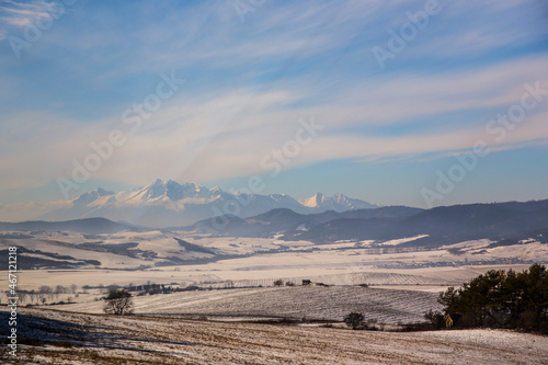 Tatry, Tatry zimą, Panorama tatr z daleka
