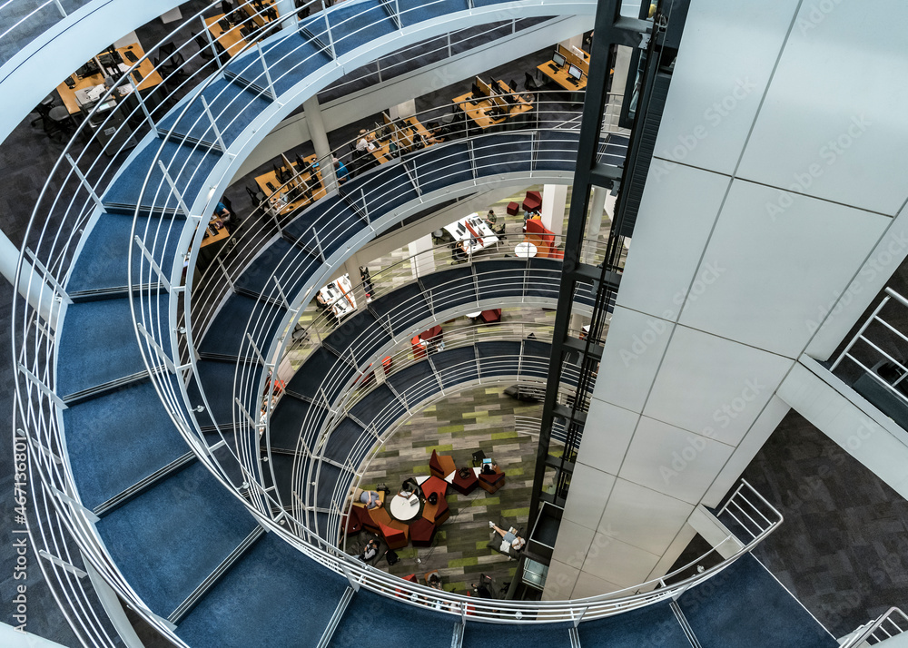 Fototapeta premium spiral staircase in building