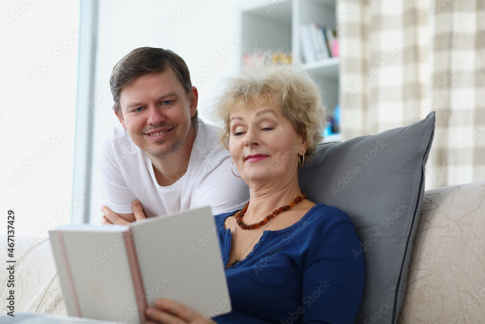 Warm relationship between child and mother Warm relationship between child and mother