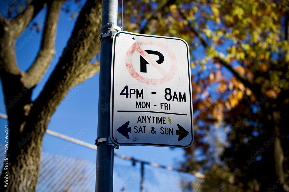 Fototapeta premium No parking sign