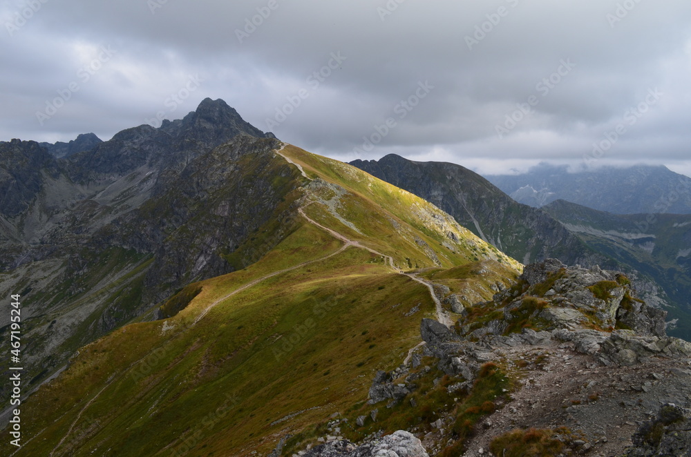 Tatry, widok z Kasprowego Wierchu przed zachodem słońca, Polska Tatry, widok z Kasprowego Wierchu przed zachodem słońca, Polska