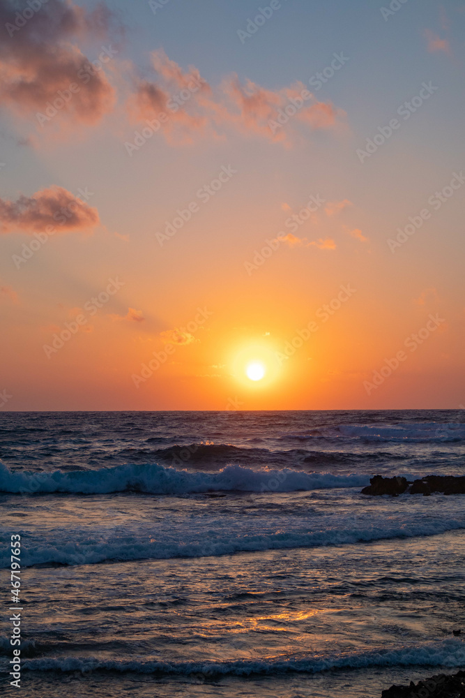 Fototapeta premium Tramonto sul mare a Capo Mannu, comune di San Vero Milis, provincia di Oristano, Sardegna