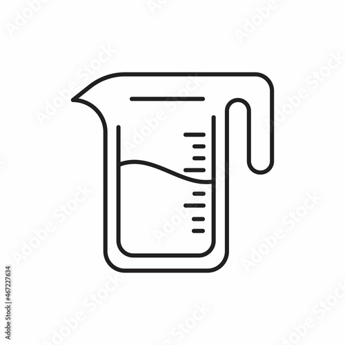 Coffee measuring cup linear icon