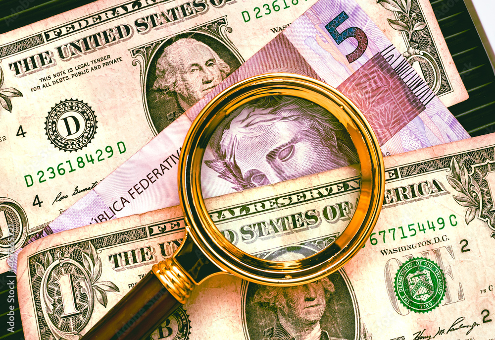 c-mbio-real-brl-e-d-lar-americano-uma-c-dula-de-5-reais-do-real