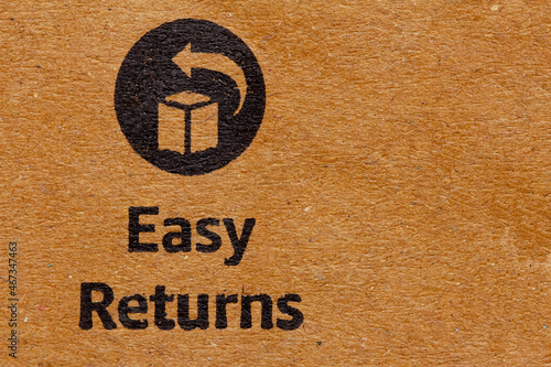 Packaging symbol to indicate easy returns of a product photo