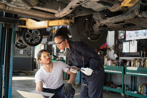 Automotive Technician Auto Repair Service.Brazilians do industry in the transportation business.car engine maintenance mechanic © Me studio