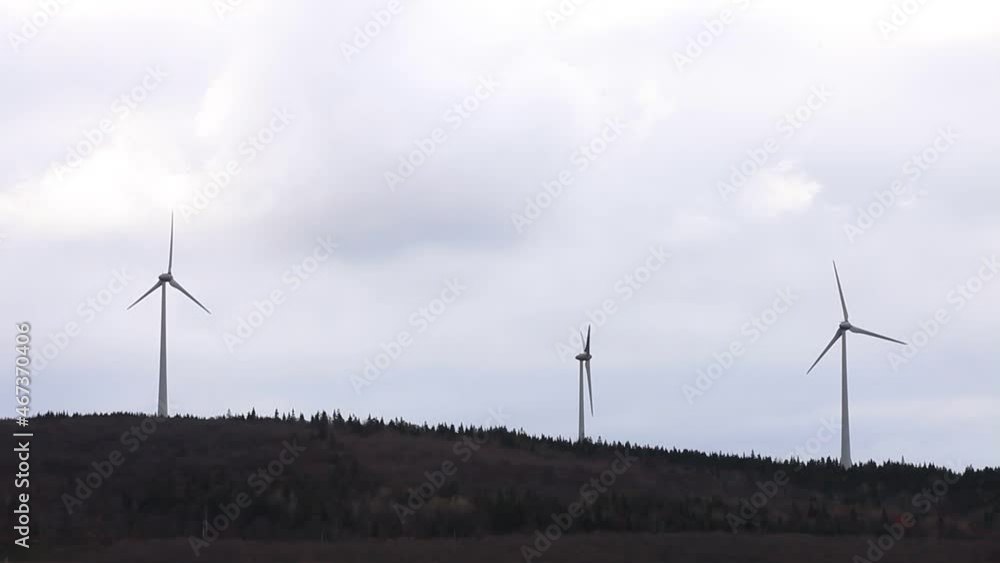 Parc éolien sur une montagne