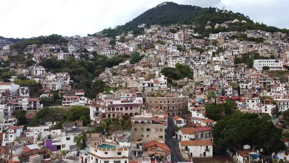 Vista panoramica del pueblo mágico de Taxco Guerrero Vista panoramica del pueblo mágico de Taxco Guerrero