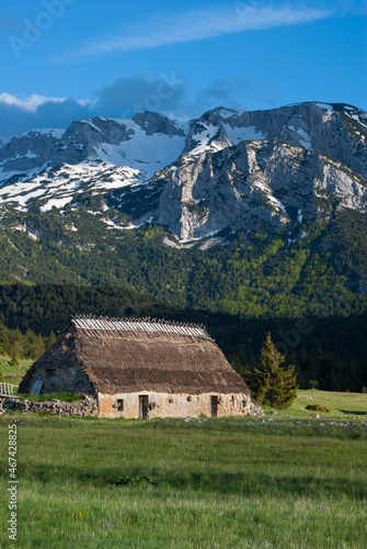 Straw house in the mountain