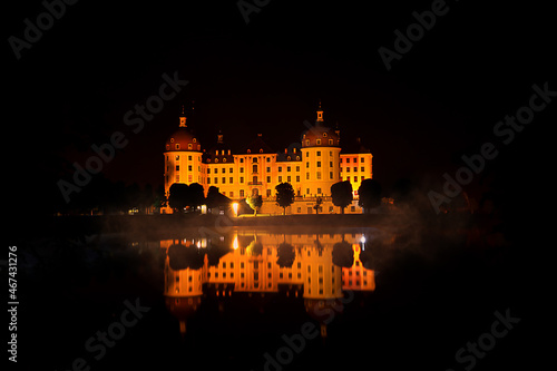 Wallpaper Mural ......bei Nacht..... Torontodigital.ca