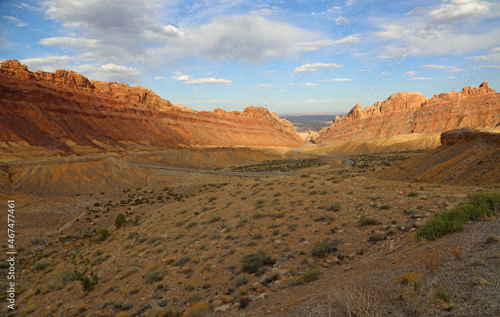 Naklejka premium Panorama with Spotted Wolf Canyon, Utah