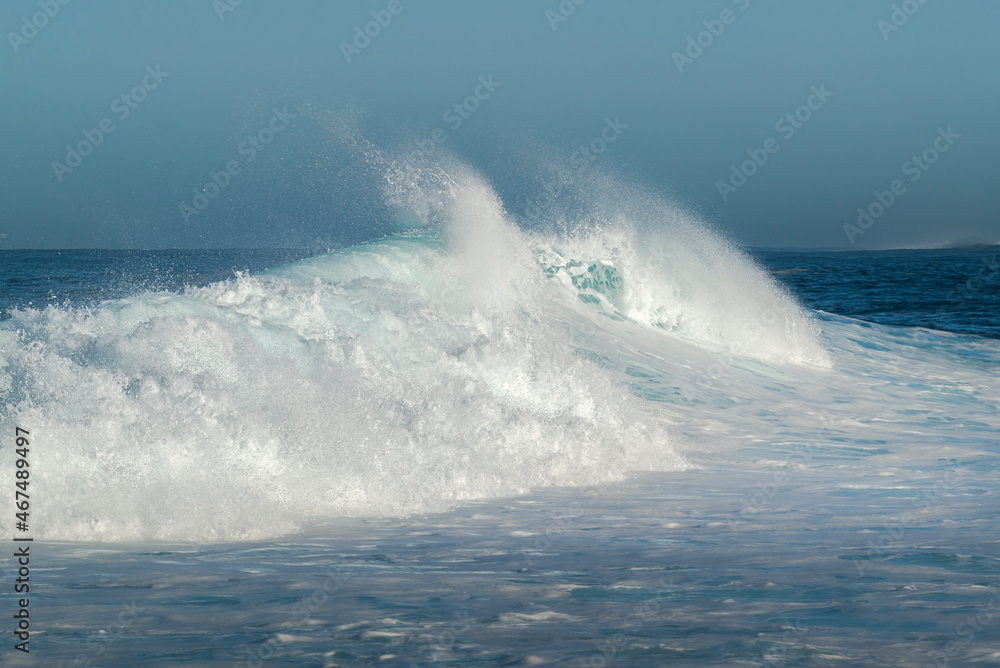 Vague déferlante sur les côtes du sud, Ile de La Réunion