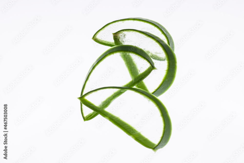 sliced organic aloe and aloe juice