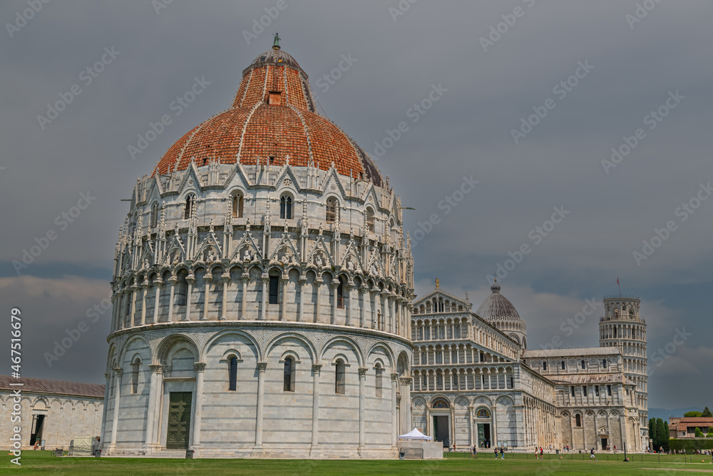 San Giovanni Baptistery, Pisa Cathedral and Leaning Tower of Pisa  ,Tuscany region, Italy