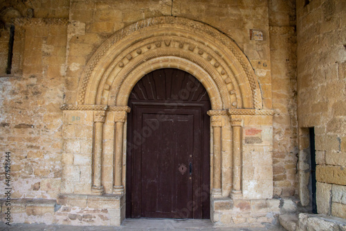 Windows to the Spanish Romanesque © JoseAntonio