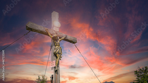 Das Kreuz zum Himmel 2