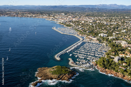 Saint-Raphaël et Fréjus vus du ciel