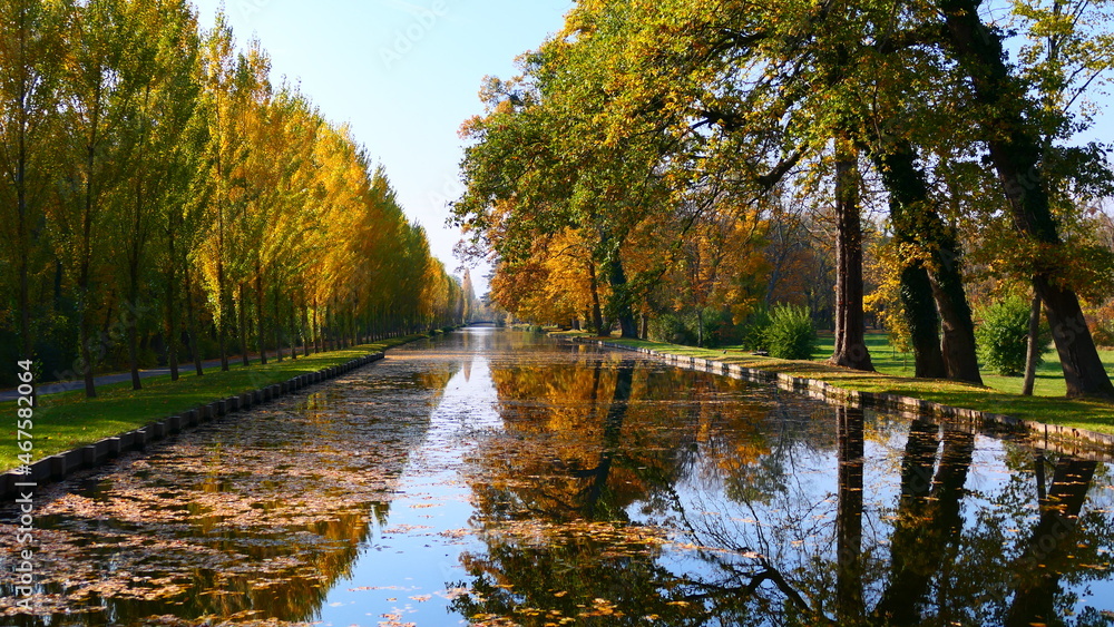 Obraz premium goldener Herbst in Laxenburg 