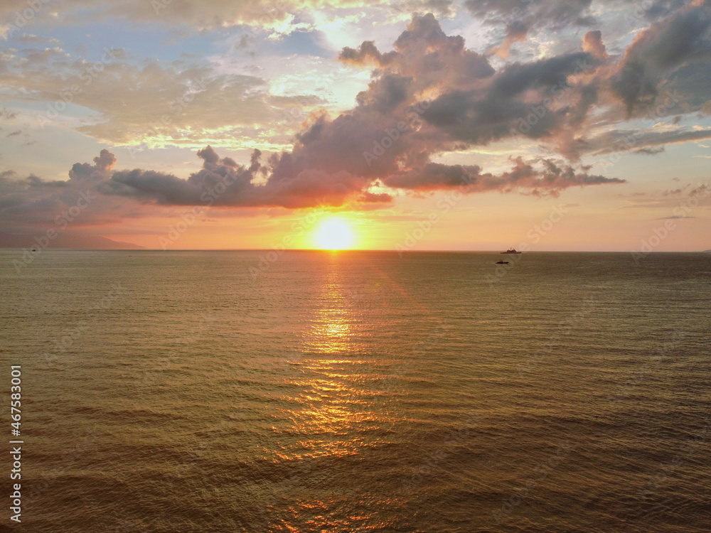 Fototapeta premium Atardecer mar