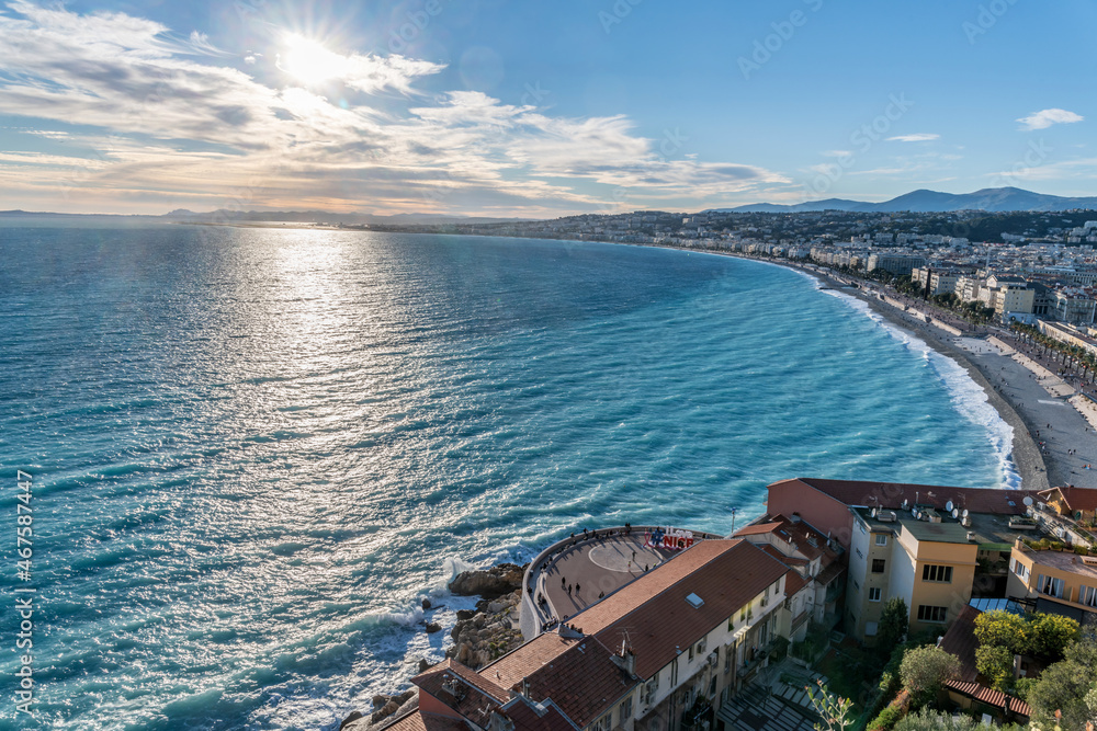Paysage de mer sur la baie des anges à Nice sur la Côte d'Azur