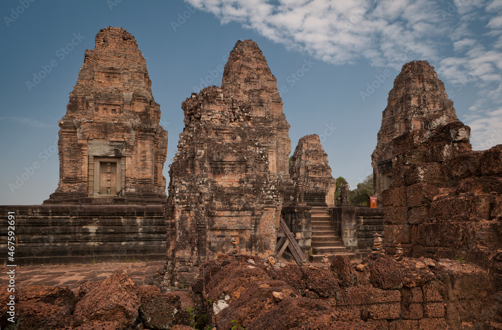 Ангкор-Ват — огромный индуистский храмовый комплекс в Камбодже,