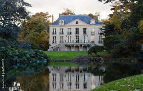 Arboretum of Wolves valley during the autumn - Chatenay Malabry, France. photo