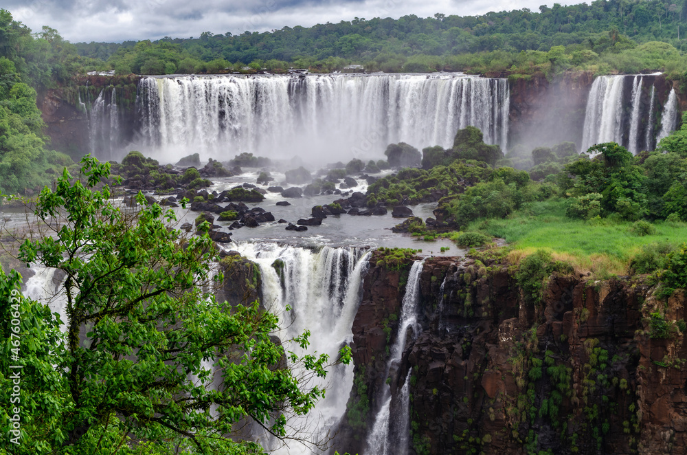 Fototapeta premium Chutes d'Iguaçu au Brésil 