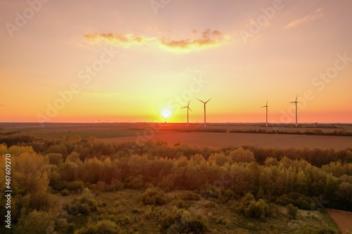 Sonnenuntergang im Elsbachtal