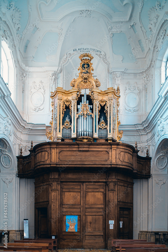 Obraz na plátně interior of a church from the 1400s