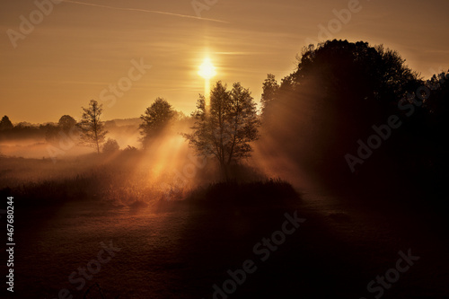 wschód słońca photo