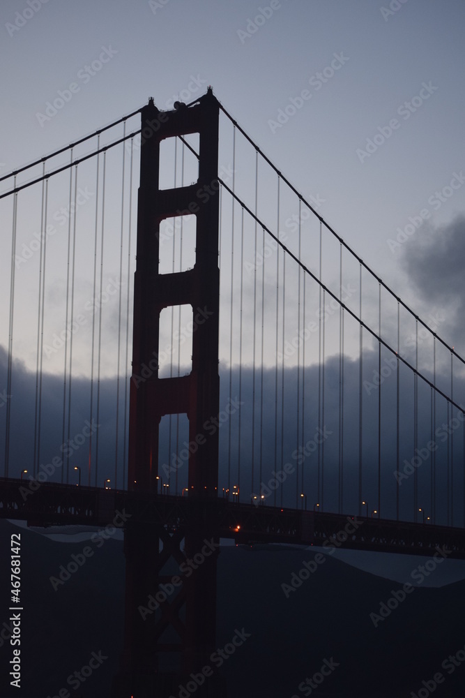 Naklejka premium golden gate bridge