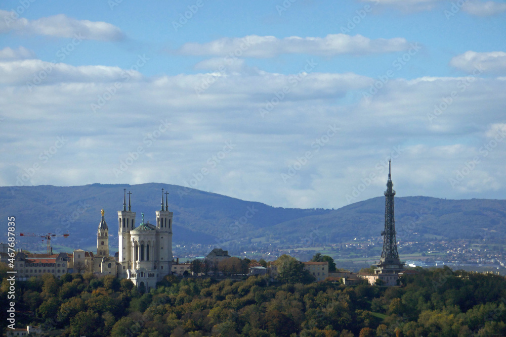 Obraz premium Notre Dame de Fourvière in Frankreich