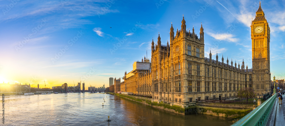 Fototapeta premium Big Ben sunrise panorama. London. England