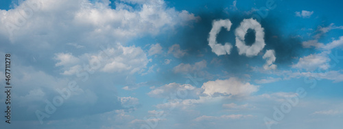 Foto The sky is polluted with CO2