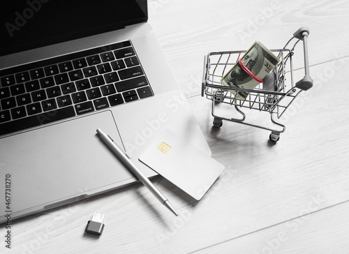 Fényképezés Online internet shopping concept