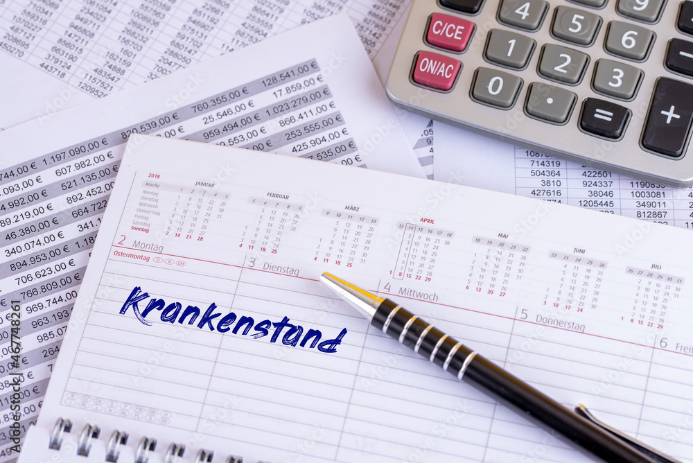 Terminplaner auf einem Schreibtisch in dem Krankenstand eingetragen ist Terminplaner auf einem Schreibtisch in dem Krankenstand eingetragen ist