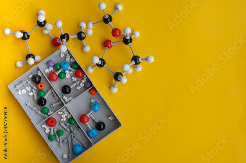 Chemical molecular models in representation of some organic molecules