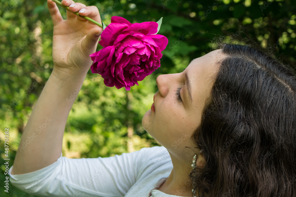 Fototapeta premium girl and peony