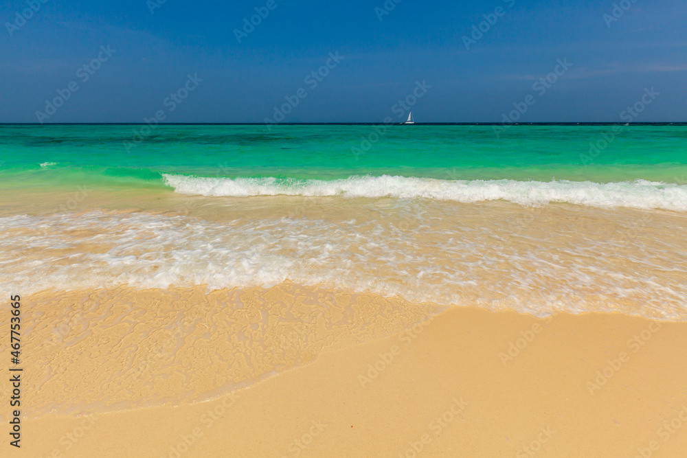 Fototapeta premium View of tropical beach in Thailand.
