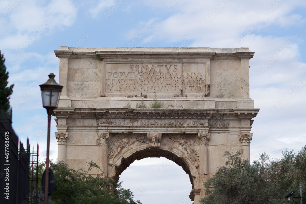 Obraz premium details of ancient Roman ruins