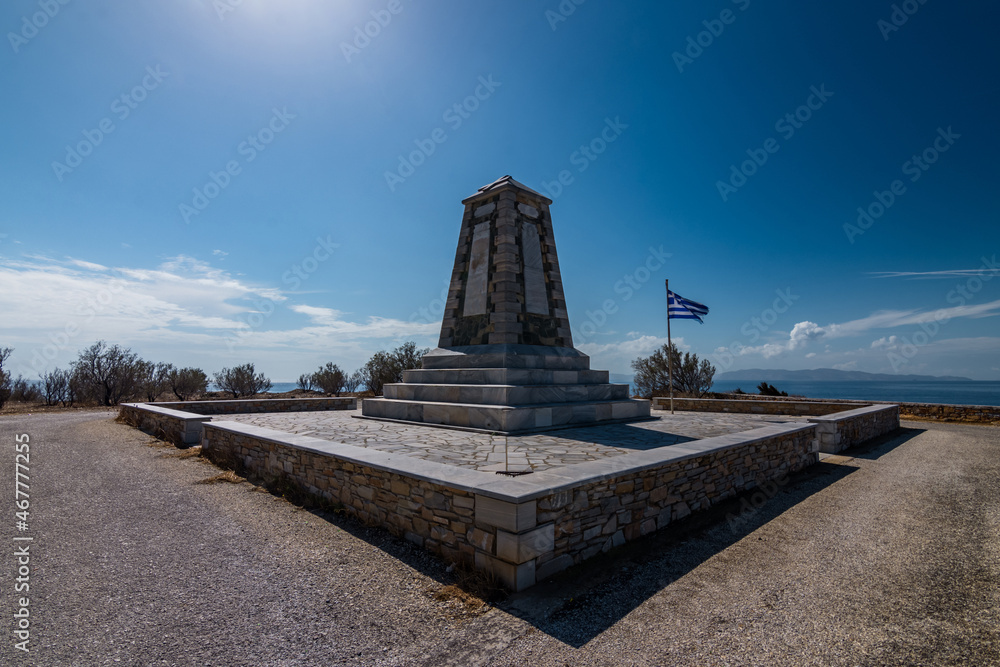 Fototapeta premium Μonument of the Balkan wars at Tinos island.