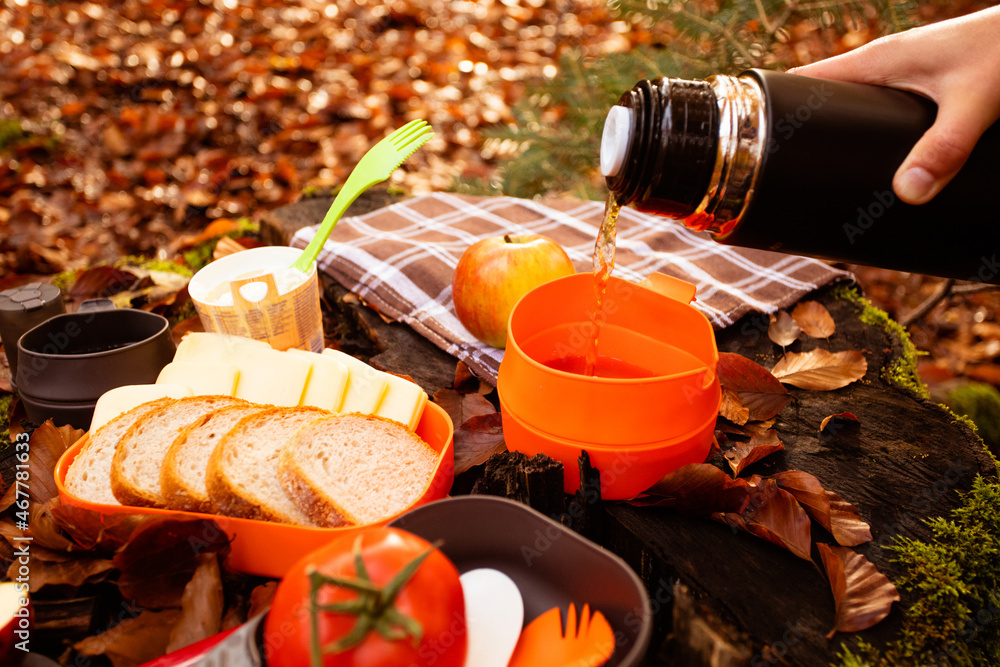 Campsite kit for snacks and drinking tea or coffee.