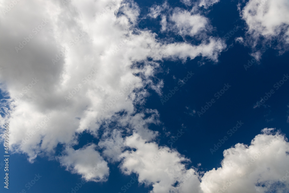 Obraz premium blue sky with clouds