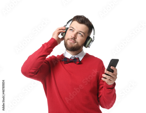 Young man with wireless hea...