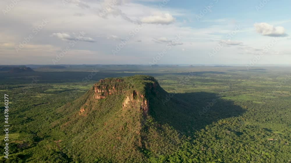 Morro do Chapéu, tourist attraction of the Chapada das Mesas region, in the city of Carolina, state of Maranhão, Brazil Morro do Chapéu, tourist attraction of the Chapada das Mesas region, in the city of Carolina, state of Maranhão, Brazil