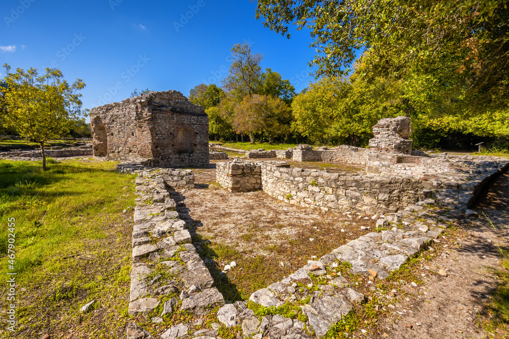 Ruins the Roman villa at Diaporit in Butrint