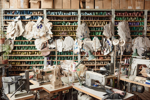Fotografia, Obraz Image of tailor studio with sewing equipments and patterns for tailors and shoem